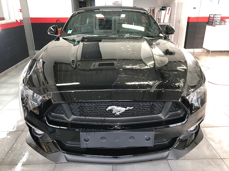 Ford Mustang – Film de protection transparent sur la face avant